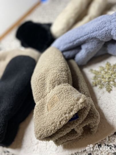 Варежки женские Ugg