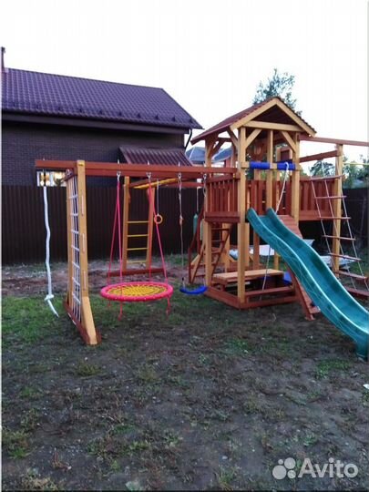 Детская площадка с установкой