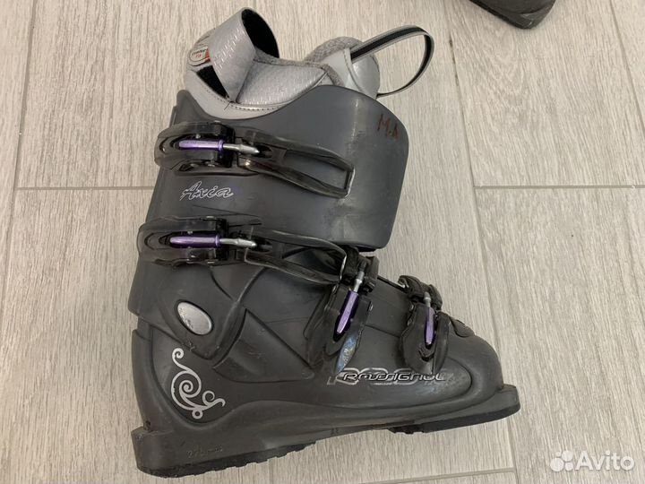 Горнолыжные ботинки rossignol