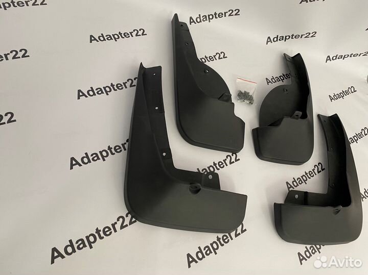 Брызговики комплект с крепл Infiniti FX35/45 02-08