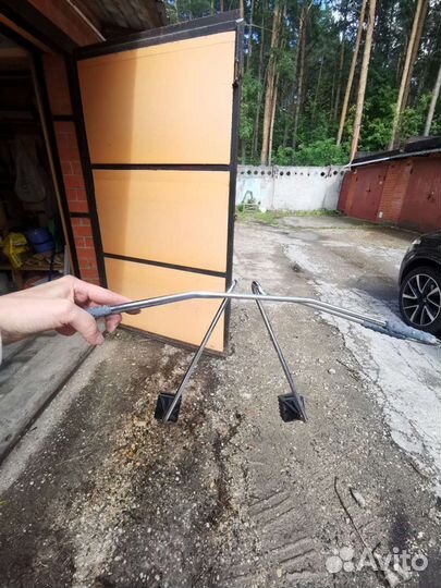 Вешалка плечики для BMW