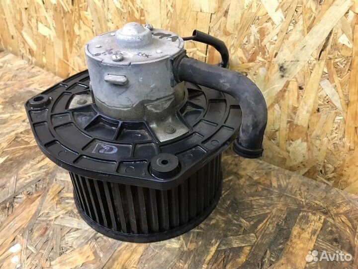 Мотор печки LADA Priora универсал 1.6 2011