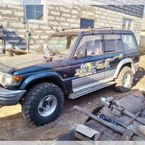 Mitsubishi Montero 3.0 MT, 1993, 168 000 км, с пробегом, цена 340 000 руб.