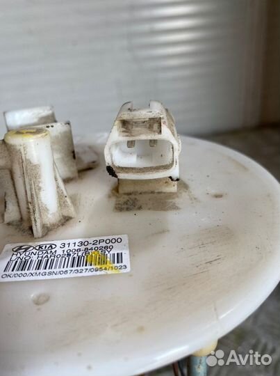 Датчик уровня топлива Hyundai Santa Fe CM G4KE