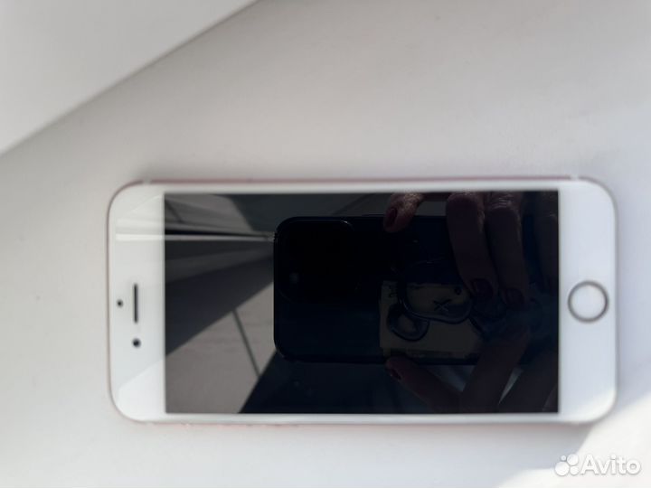 iPhone 6S, 64 ГБ