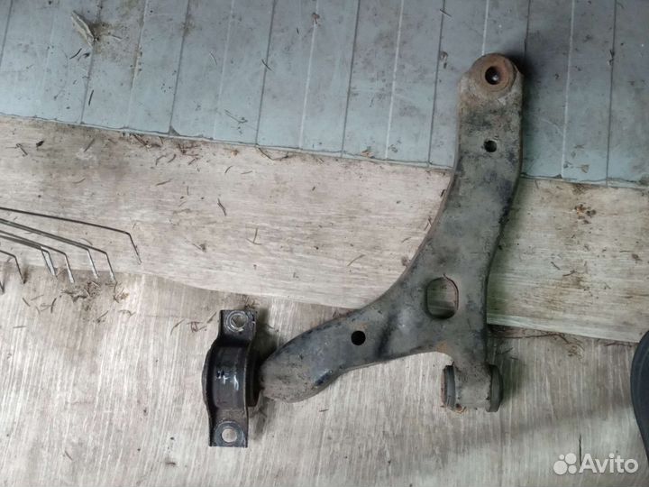 Ford Connect Рычаги левый оригинал