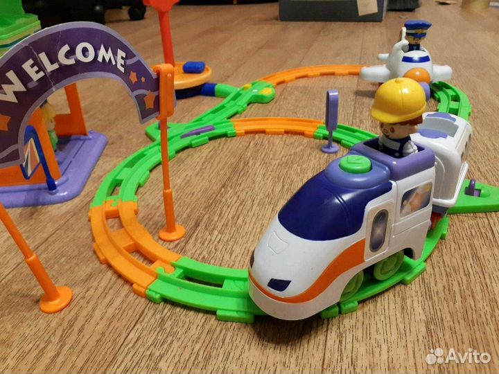 Железная дорога unimax toys паровозик аэропорт