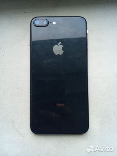 iPhone 8 Plus, 64 ГБ
