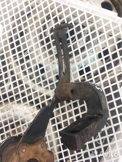 Кронштейн генератора Киа Спортейдж