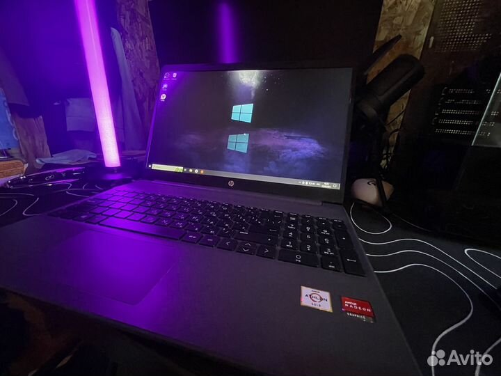 HP Laptop 15s-eq1360ur