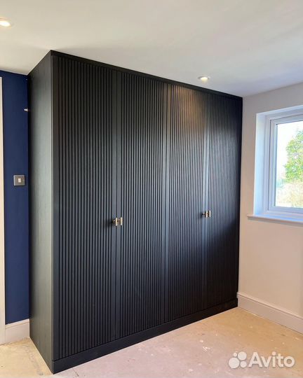 Рельефный шкаф на заказ