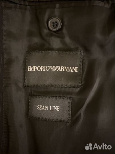 Мужской классический костюм черный Италия