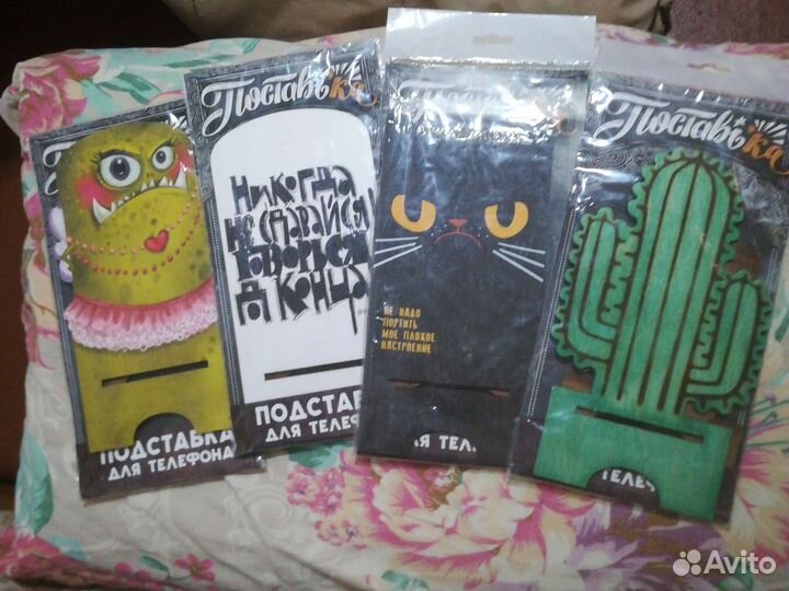 Подставка для телефона из дерева