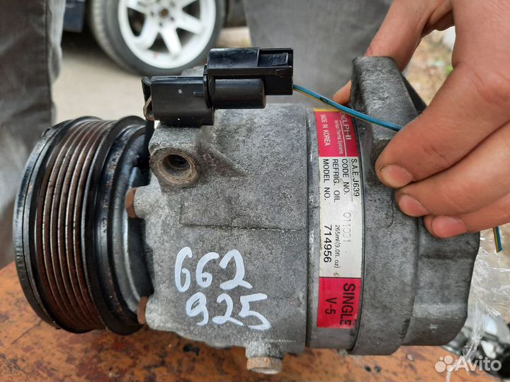 Компрессор кондиционера Ssang Yong Rexton 2010