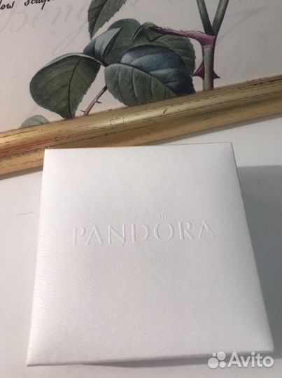 Pandora браслет 10 шармов оригинал покупали в Вене