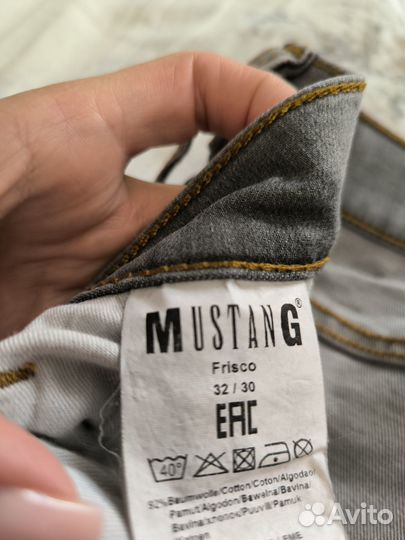 Продам джинсы mustang