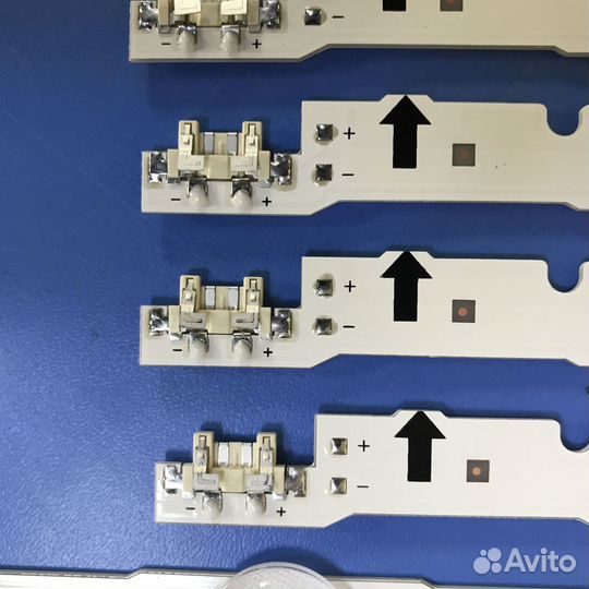 0052 Светодиодная подсветка Samsung D4GE-400DCA-R1