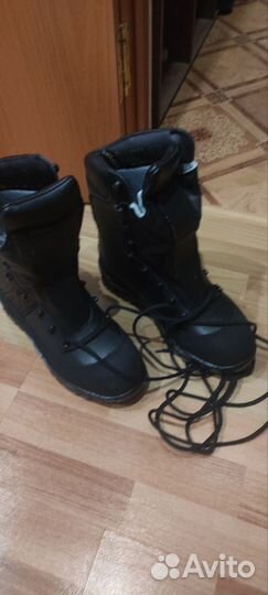 Ботинки с высоким берцем зимние
