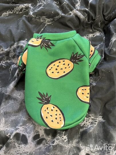Жилетка, комбинезон, кофточка для маленькой собаки