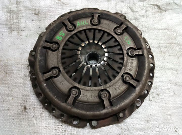 Сцепление Фольксваген Пассат В5 1.6 (AHL)