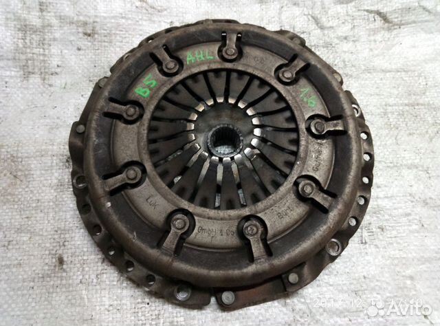 Сцепление Фольксваген Пассат В5 1.6 (AHL)