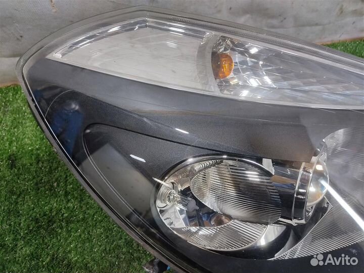 Фара правая Renault Clio 3 2006