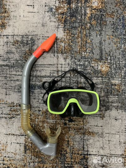 Маска и ласты