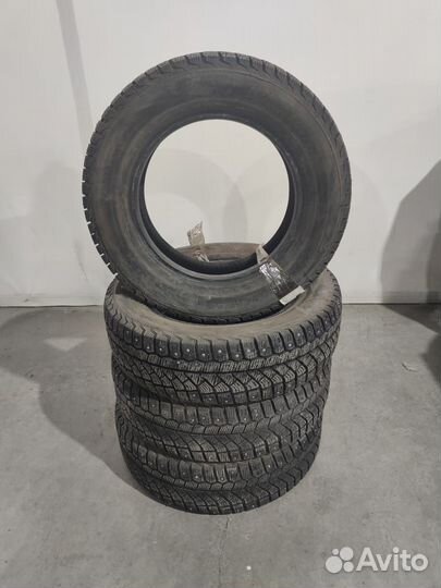 Viatti Brina Nordico V-522 175/70 R14