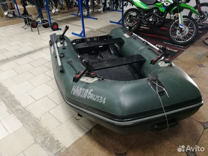 Лодка риб Brig F300 Б/У