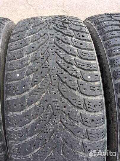 Nokian Tyres Hakkapeliitta 9 215/55 R17