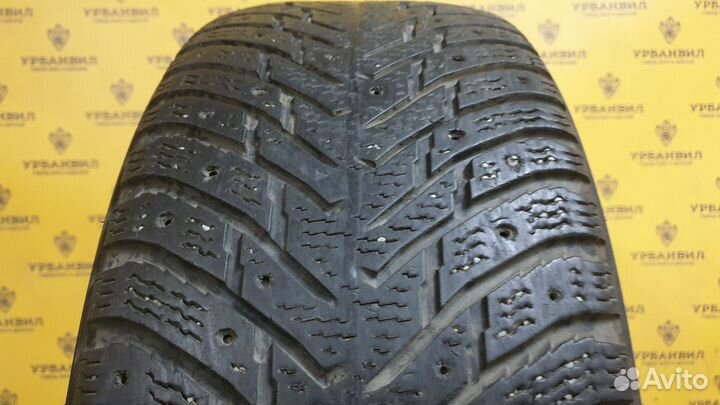 Nokian Tyres Hakkapeliitta 8 215/55 R17 98T