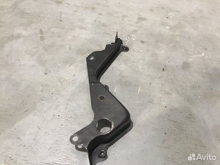 Кожух грм Ford Fusion универсал 1.6 fyja 2006