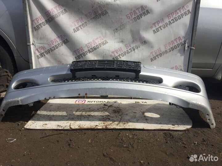 Мерседес С-Класс Бампер передний