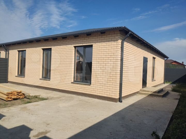 Дом 100 м² на участке 3 сот.