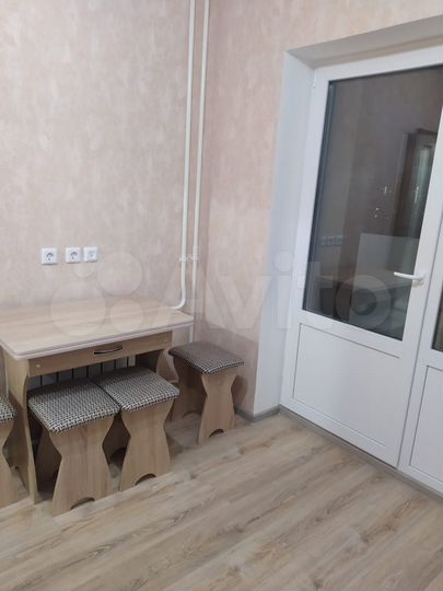 2-к. квартира, 58 м², 12/17 эт.