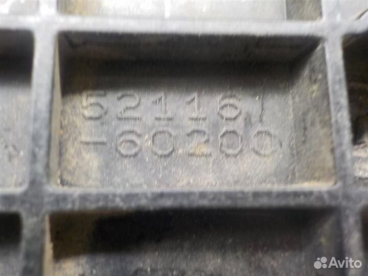 Кронштейн переднего бампера левый Toyota Land Cru