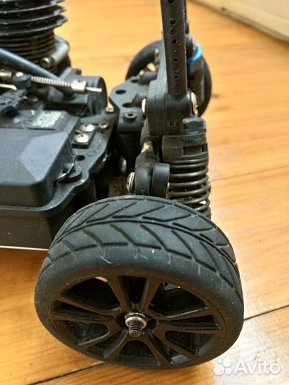 Продаётся радиоуправляемая модель Mersedes на двс