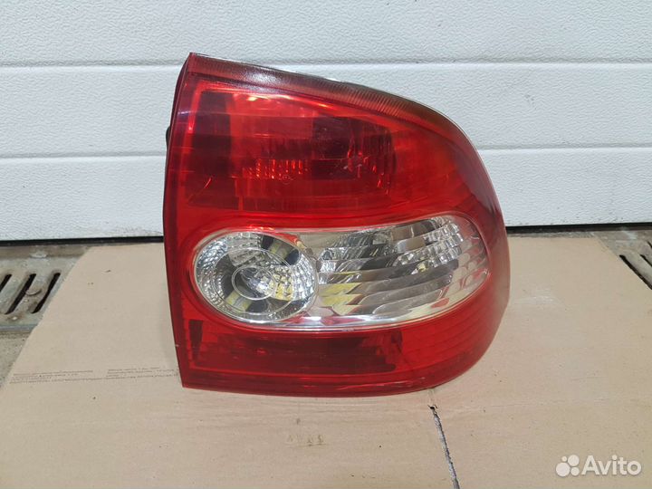 Фонарь задний правый LADA приора