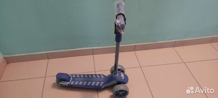 Детский самокат новый Tech Team lambo