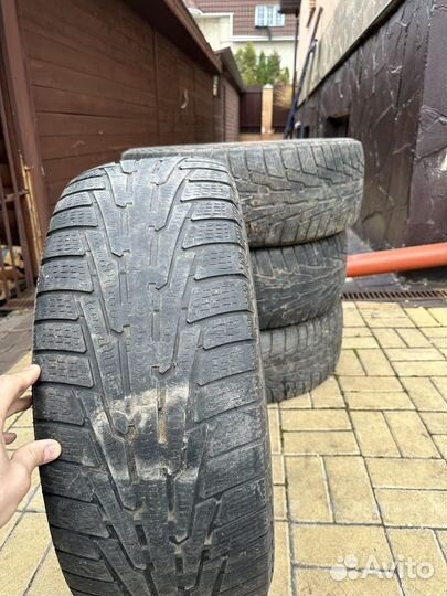 Nokian Tyres Hakkapeliitta SUV 265/60 R18