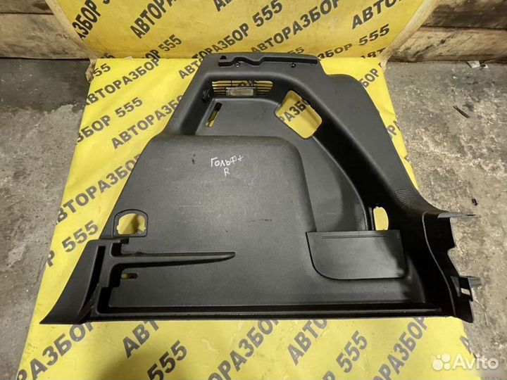 Обшивка багажника R VW Golf Plus