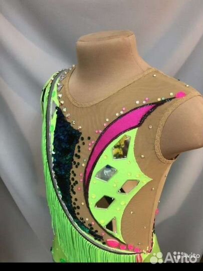 Купальник для худ.гимнастики новый. Аренда