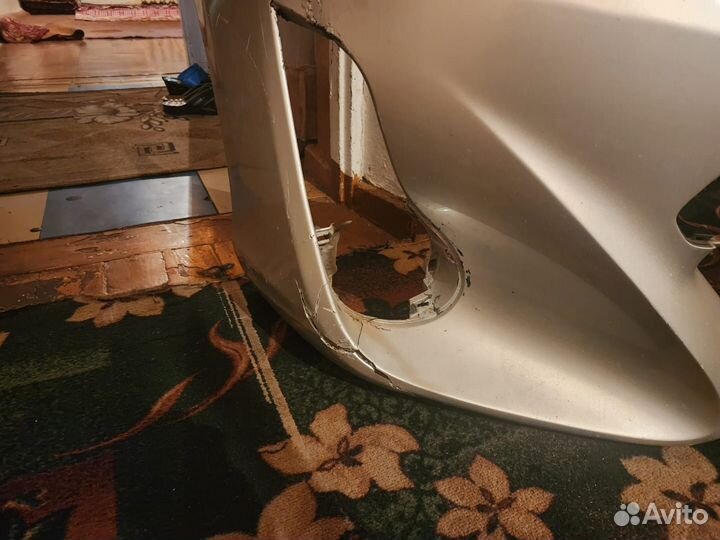 Toyota аква фары