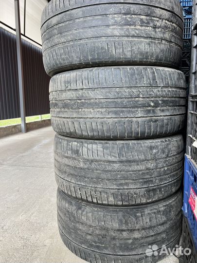 Kinforest KF-550 285/35 R20 104Y