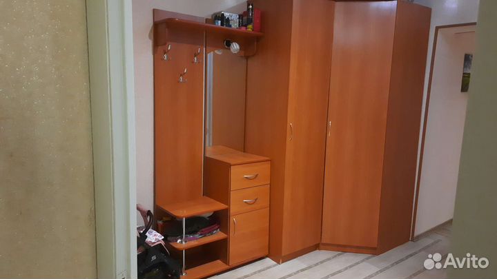 Прихожая со шкафом бу