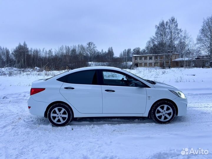 Hyundai Solaris 1.6 AT, 2013, 172 000 км