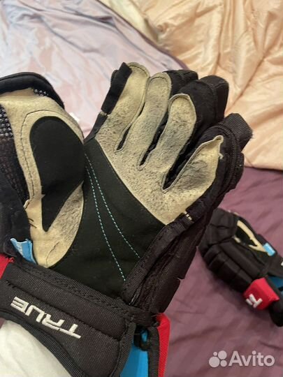 Краги хоккейные