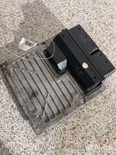 Блок управления двигателем Mercedes C-Class W203