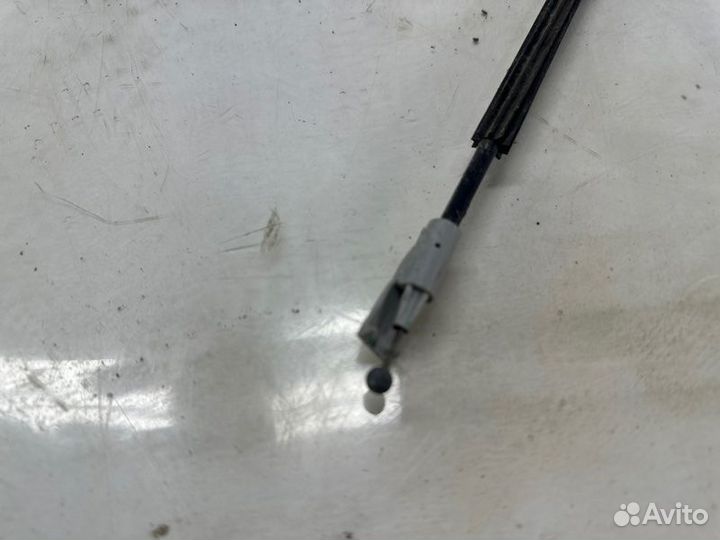 Замок боковой двери задний левый Opel Astra 2012