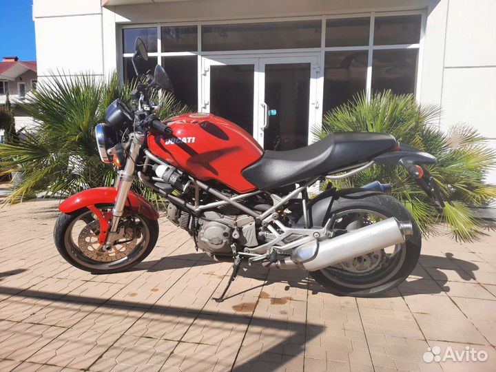 Ducati monstr 400. 2000 г.в